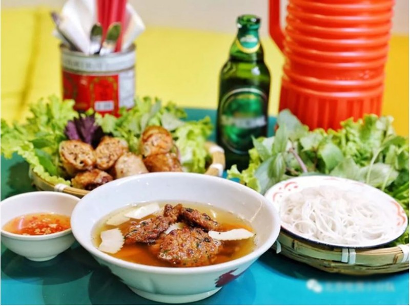Suất bún chả Obama với lời giới thiệu