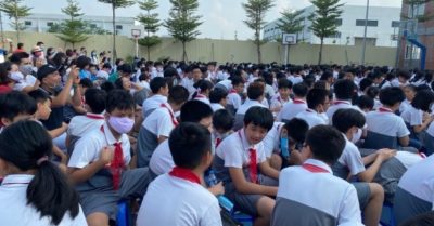Phóng sự ảnh ngày khai trường