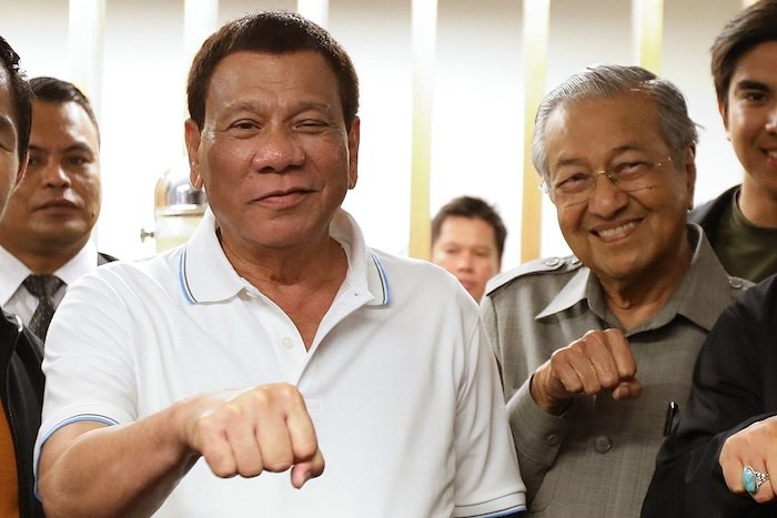 0137-1024px-rodrigo-duterte-and-mahathir-mohamad-pacquiao-vs-matthysse