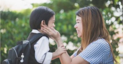 Chiều nay, mẹ nhớ đón con sớm nhé