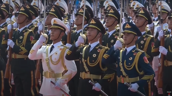 Lực lượng vũ trang Trung Quốc trong lễ kỷ niệm 70 năm cầm quyền của Đảng Cộng sản Trung Quốc vào ngày 1/10/2019 (ảnh chụp màn hình CNA/Youtube). 1246-screen-shot-2020-09-25-at-101129