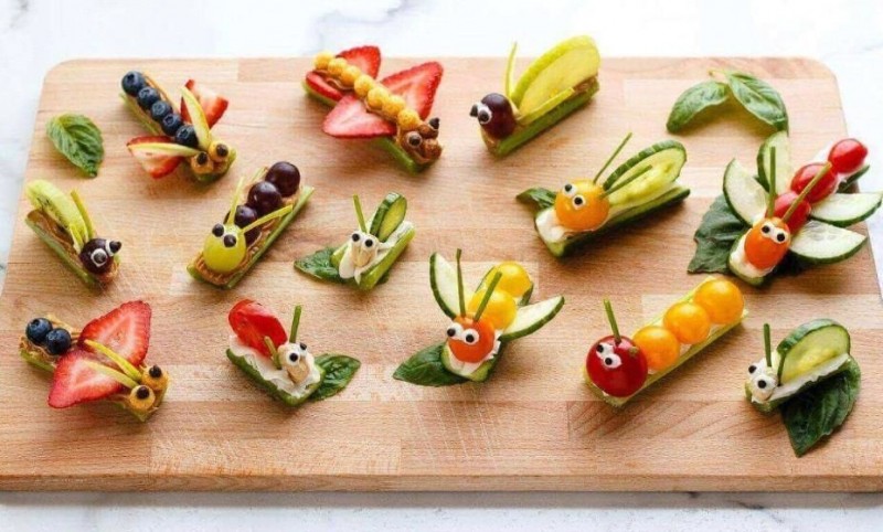 Cách bày mâm ngũ quả đơn giản cho Tết trung thu thêm ấm áp