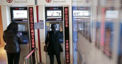 Dân Trung Quốc đổ xô rút tiền khi có tin cựu chủ tịch ngân hàng bị điều tra