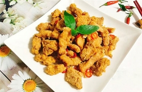 Thịt heo chiên xóc tỏi – món nhậu tuyệt vời cho quý ông