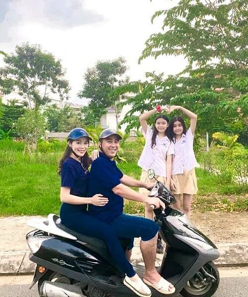 undefined 2504-quyeyyn-linh