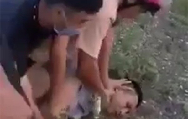 lam ro clip csgt dam vao mat tai xe ha noi phot lo quy dinh deo khau trang ngua covid 19