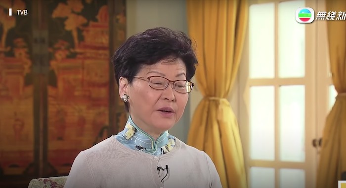 Vừa chế giễu lệnh trừng phạt của Mỹ, quan chức Hồng Kông đã nếm trái đắng vua che gieu lenh trung phat cua my quan chuc hong kong da nem trai dang