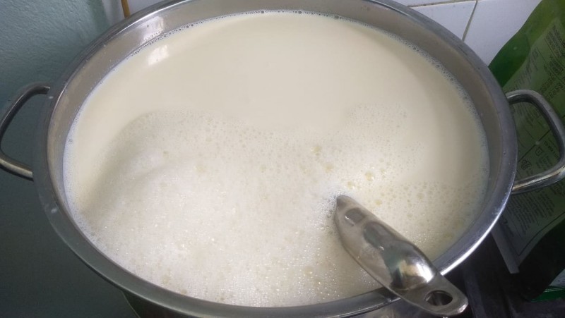 Cách làm sữa chua thơm ngon và sánh ngậy bằng máy xay cầm tay