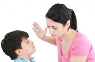 Bạn sẽ làm gì khi nghe con nói: ‘Mẹ, tại sao mẹ không chết?’