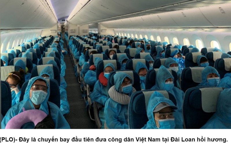 Không khí trên máy bay được lọc kỹ, hành khách vẫn cần khẩu trang và tấm chắn