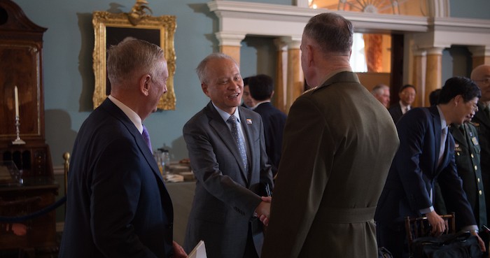 Đại sứ Trung Quốc đổ lỗi cho Mỹ về Biển Đông và 'Chiến tranh Lạnh' kiểu mới dai su trung quoc do loi cho my ve bien dong va chien tranh lanh kieu moi