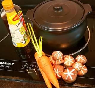 kheo tay noi tro voi mon ga om nam