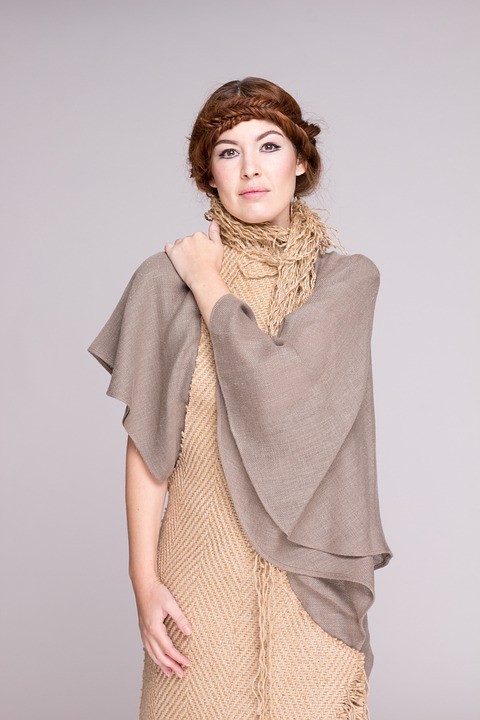 Vì sao vải đũi đang trở thành xu hướng thời trang? vi sao vai dui dang tro thanh xu huong thoi trang