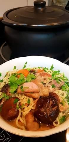 kheo tay noi tro voi mon ga om nam