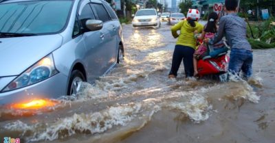 TP. HCM triều cường lên cao, đỉnh điểm chạm mốc 1,7m