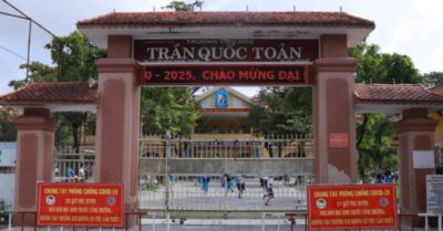 Kiểm điểm cô giáo đánh học sinh bầm tím chân tay