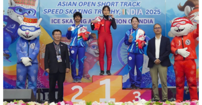 Nữ sinh giành huy chương Vàng trượt băng châu Á